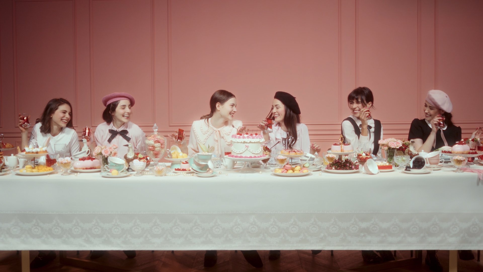 MADAME COCO - O En Güzel Anlarımda, Madame Coco Yanımda!